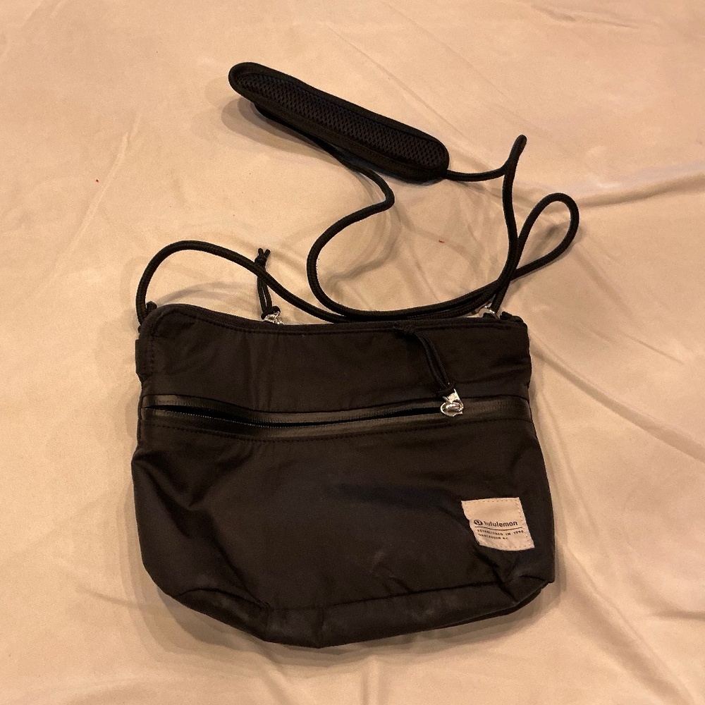 Lululemon bag